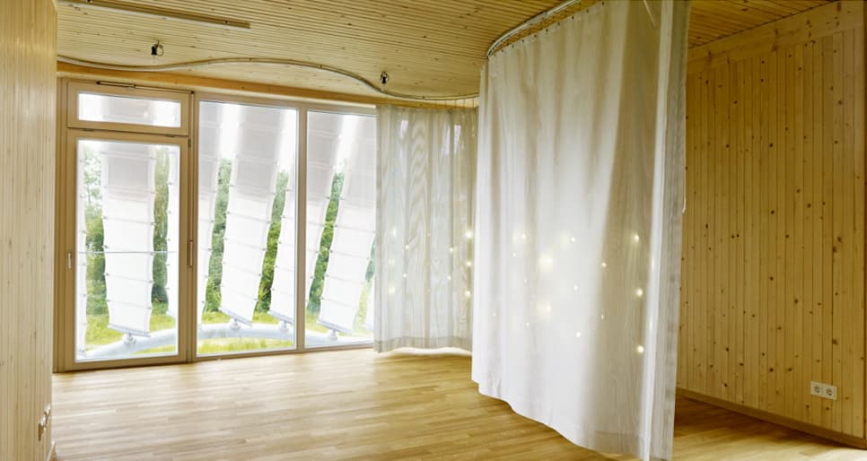 Smart Curtain